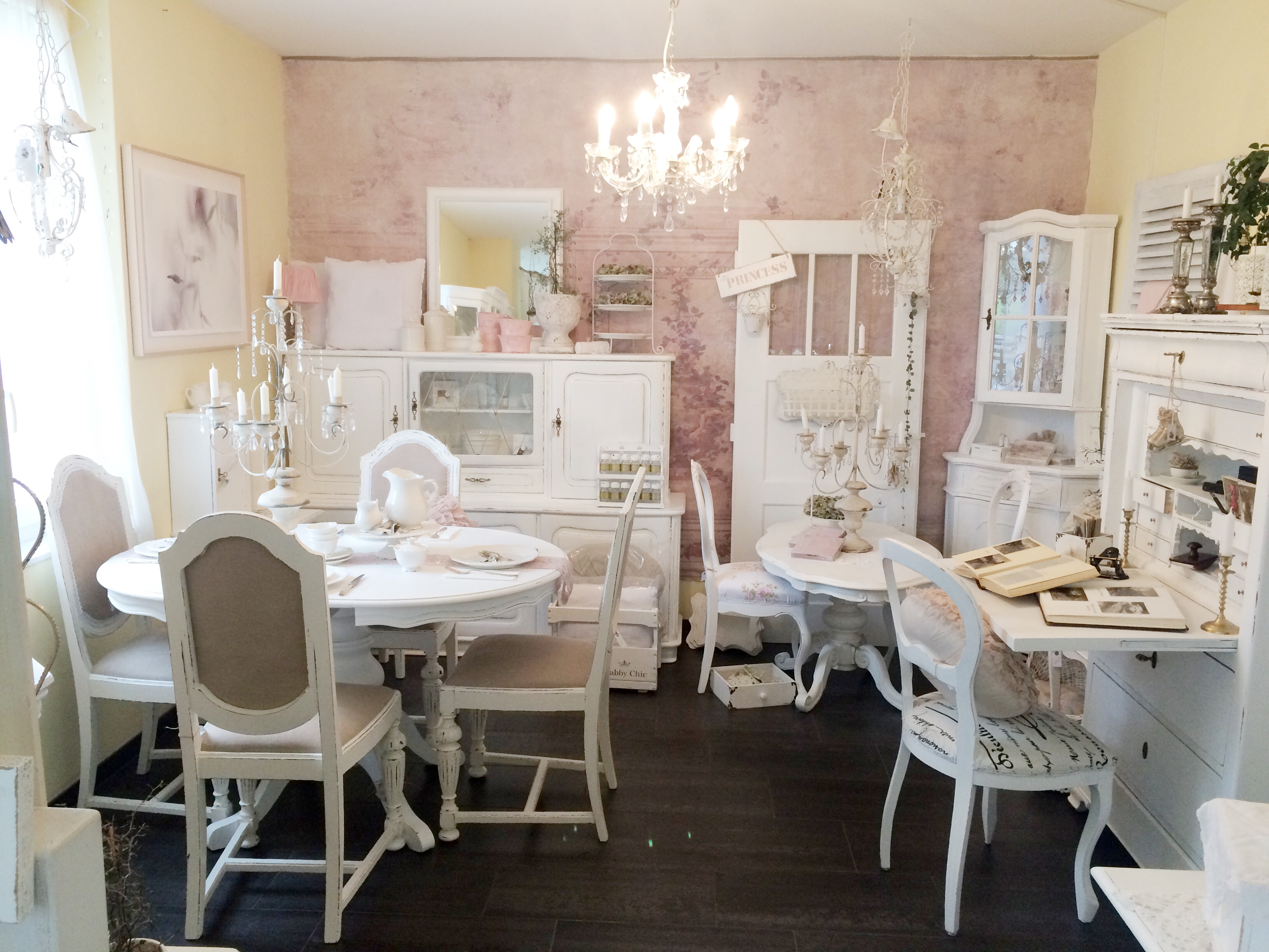 Home Daniela's Shabby Chic Boutique